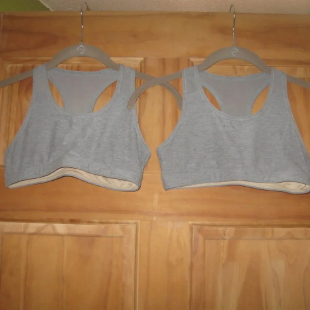 Girls Old Navy Active Go-Dry Gray Mesh-Trim Racerback Sports Bras Bundle